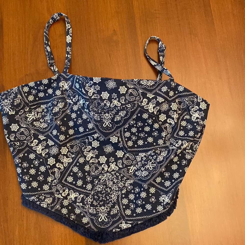 Altar’d state western country handkerchief crop top size small